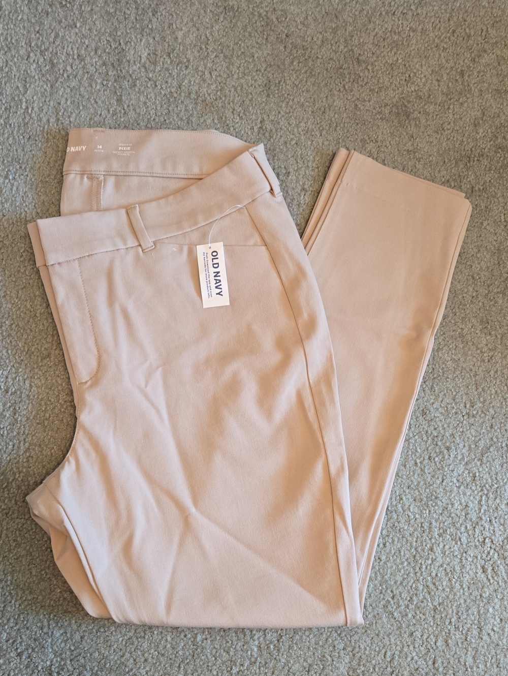 Old Navy Women’s Slim Trousers Pixie Cut NWT 14 Petite